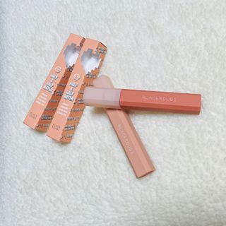 [블랙루즈]하프앤하프틴트 10종 中 택1+랜덤1 — 5점을 준 리뷰어가 2021년 2월 올린 사용 사진