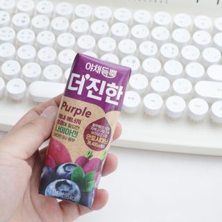 [롯데칠성] 야채듬뿍 더'진한 [롯데칠성] 야채는 이제 COLORFULL! 야채듬뿍  더 진한 레드 4개 +퍼플 4개 (총 8개) — 5점을 준 리뷰어가 2023년 6월 올린 사용 사진