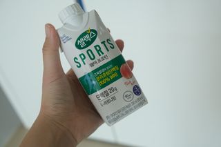 셀렉스스포츠 셀렉스 스포츠 웨이 프로틴 복숭아_ 330ml x 12팩 — 4.5점을 준 리뷰어가 2021년 10월 올린 사용 사진