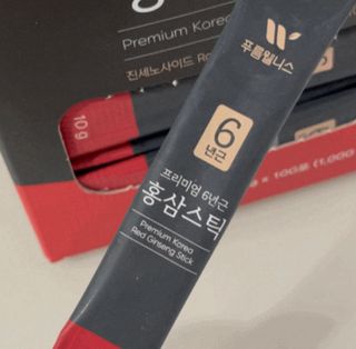 [푸름웰니스] 프리미엄 6년근 홍삼스틱 3mg x 100포 — 5점을 준 리뷰어가 2022년 4월 올린 사용 사진