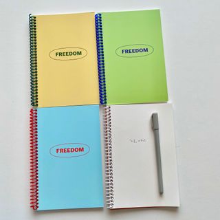 리훈 언제든지 필요한 기본 아이템 아무노트 4권세트+저점도펜[색상랜덤배송] — 5점을 준 리뷰어가 2021년 3월 올린 사용 사진