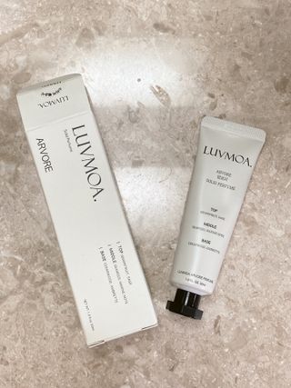 러브모아 향수 고체향수 승무원 고체향수 바르는 향수 니치향수 도손 우드세이지 앤 씨솔트 — 4.5점을 준 리뷰어가 2023년 1월 올린 사용 사진