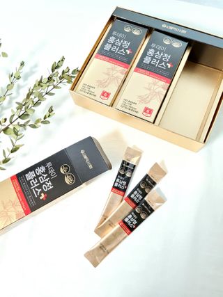 서울약사신협_투데이홍삼정플러스스틱_10g x 30포 — 5점을 준 리뷰어가 2021년 1월 올린 사용 사진