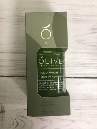 올리브 오일 스킨케어 컴퍼니 [OOSC] 촉촉 깨끗 내추럴리 너리시드 핸드워시 500ml — 4.5점을 준 리뷰어가 2021년 5월 올린 사용 사진