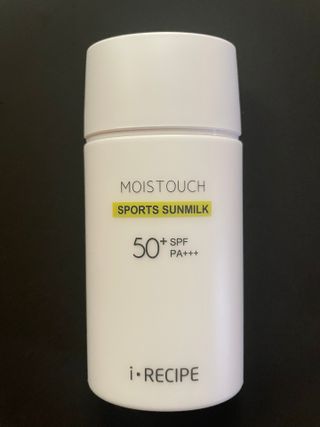 아이레시피 모이스트터치 스포츠 선밀크 50ml (SPF50+ PA+++) — 4.5점을 준 리뷰어가 2023년 6월 올린 사용 사진