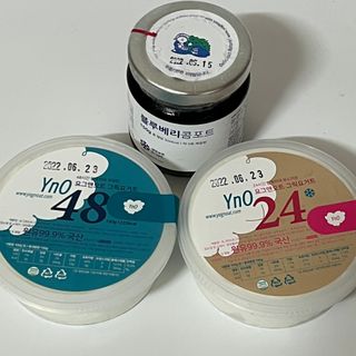 요그앤오트 그릭요거트 24 150g +  그릭요거트 48 150g + 블루베리 콤포트 — 5점을 준 리뷰어가 2022년 6월 올린 사용 사진