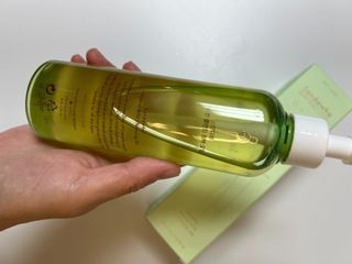 스킨큐어 산다화 순한 클렌징 동백 오일 200ml — 4.5점을 준 리뷰어가 2023년 4월 올린 사용 사진