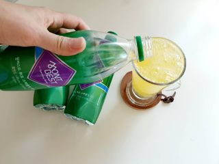 몽베스트 Montbest with Sparkling water Plain 20병 — 5점을 준 리뷰어가 2021년 11월 올린 사용 사진