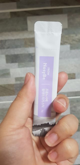 프롬노시베_이너뷰티 올데이 리지 스틱 — 2점을 준 리뷰어가 2021년 8월 올린 사용 사진