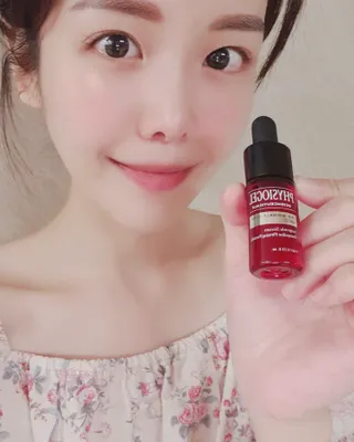 피지오겔 사이언수티컬즈 더 링클-스탑 백 앰플 세럼 — 5점을 준 리뷰어가 2022년 4월 올린 사용 사진