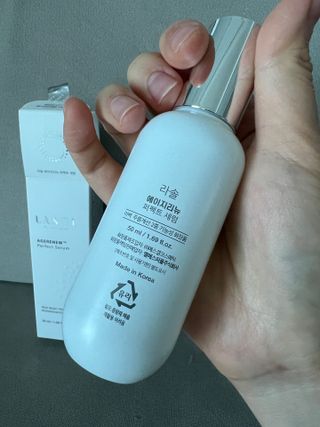 라솔 에이지 리뉴 퍼펙트 세럼 — 5점을 준 리뷰어가 2023년 4월 올린 사용 사진