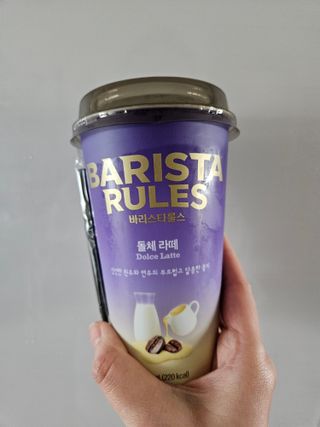 바리스타룰스 돌체 라떼 — 3점을 준 리뷰어가 2023년 4월 올린 사용 사진