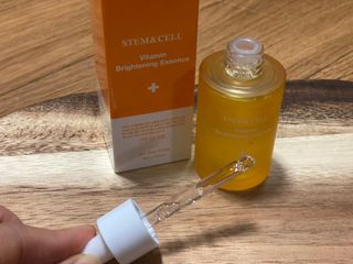 체르엠 스템앤셀 비타민 브라이트닝 에센스 30ml 1개 — 5점을 준 리뷰어가 2021년 10월 올린 사용 사진