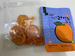 아비삭과일칩 5종 /딸기,사과,배,귤,무화과 5종 — 4점을 준 리뷰어가 2021년 4월 올린 사용 사진