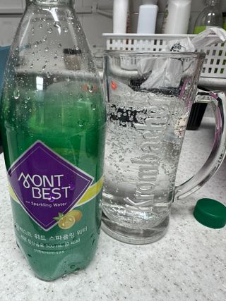 몽베스트 Montbest with Sparkling water Lemon OR Lime 20병(랜덤) — 5점을 준 리뷰어가 2023년 3월 올린 사용 사진