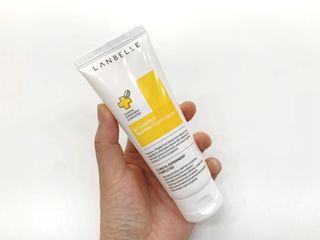 랑벨 비타 에너지 잡티 크림 75ml (피부 속 기미완화크림) — 4.5점을 준 리뷰어가 2022년 6월 올린 사용 사진
