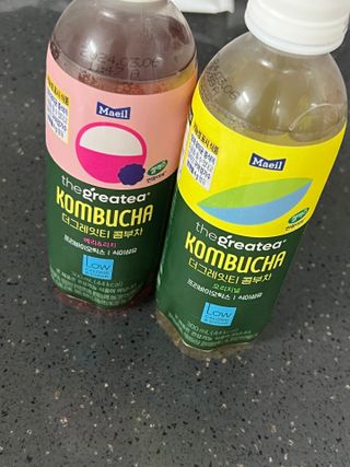더그레잇티 콤부차 [매일유업] 더그레잇티 44kcal 콤부차 300ml *12개입 (오리지널 6개+베리리치 6개) — 5점을 준 리뷰어가 2023년 8월 올린 사용 사진