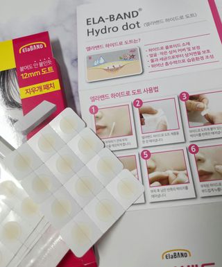 올리브영 엘라밴드 하이드로 도트 스팟패치 12mm, 티트리 — 5점을 준 리뷰어가 2022년 9월 올린 사용 사진