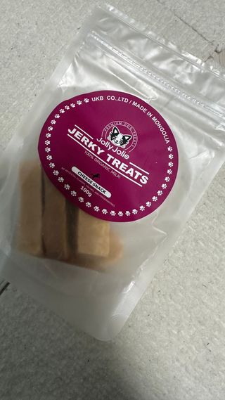 [졸리졸리] 애견 치즈스틱 (HORSE MILK CHEESE) — 리뷰어가 2023년 1월 올린 사용 사진