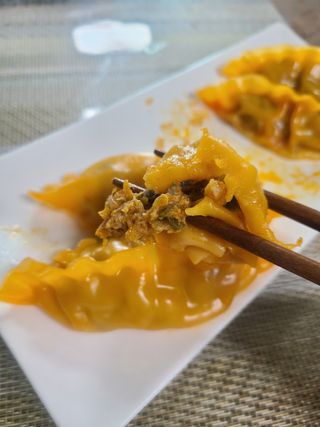 한만두 진한 해물맛 짬뽕만두 1kg — 4점을 준 리뷰어가 2021년 4월 올린 사용 사진
