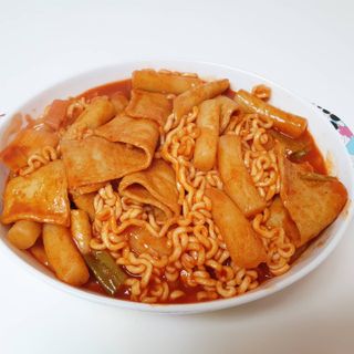 응큼떡볶이 — 5점을 준 리뷰어가 2021년 3월 올린 사용 사진