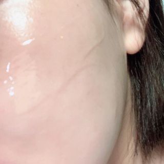 아이앤립 / EYENLIP 아이앤립 24K 골드 N 펩타이드 앰플 크림 — 3.5점을 준 리뷰어가 2021년 6월 올린 사용 사진