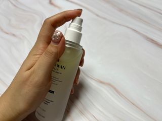 오투에니원 화이트스완 센텔라 루미너스 미스트 세럼 100ml — 4.5점을 준 리뷰어가 2023년 1월 올린 사용 사진