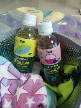 더그레잇티 콤부차 [매일유업] 더그레잇티 44kcal 콤부차 300ml *12개입 (오리지널 6개+베리리치 6개) — 4점을 준 리뷰어가 2023년 8월 올린 사용 사진