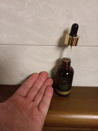 오투에니원 갈락토미세스 비타민 C 더블 브라이트닝 세럼 50ml — 4.5점을 준 리뷰어가 2023년 1월 올린 사용 사진