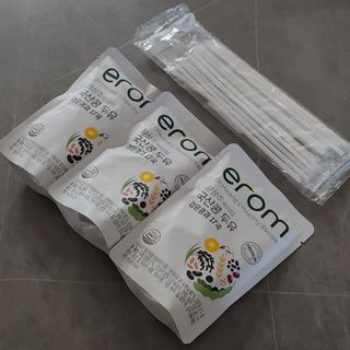 이롬 황성주 박사의 국산콩 두유 검은콩과 17곡 프리미엄 — 5점을 준 리뷰어가 2021년 5월 올린 사용 사진