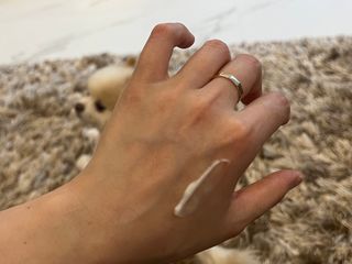 산다화 비타민C 화이트닝 크림 — 5점을 준 리뷰어가 2023년 10월 올린 사용 사진
