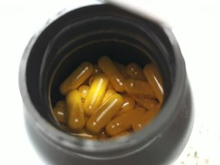 메디타민 비타민B 컴플렉스 — 3.5점을 준 리뷰어가 2021년 11월 올린 사용 사진