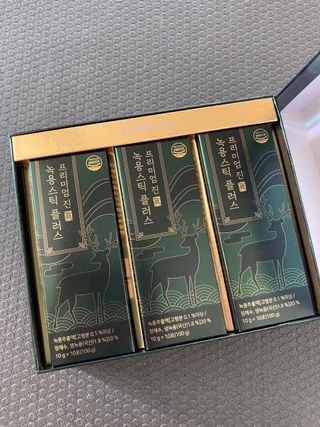 서울약사신협_프리미엄 진 녹용스틱 플러스10g x 30포 — 5점을 준 리뷰어가 2021년 7월 올린 사용 사진