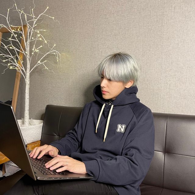 노르딕아일랜드 후디 n로고 리뷰 사진