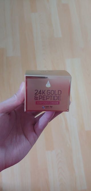 아이앤립 / EYENLIP 아이앤립 24K 골드 N 펩타이드 앰플 크림 — 5점을 준 리뷰어가 2021년 5월 올린 사용 사진