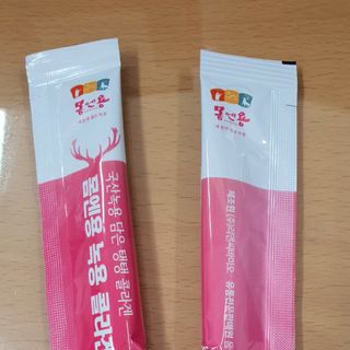 [몸엔용] 녹용 담은 탱탱 콜라겐 녹용 콜라겐 젤리 15g x 20포 — 5점을 준 리뷰어가 2022년 4월 올린 사용 사진