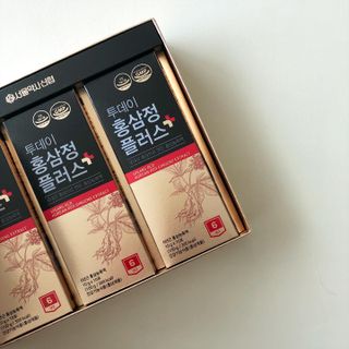 서울약사신협_투데이홍삼정플러스스틱_10g x 30포 — 5점을 준 리뷰어가 2021년 5월 올린 사용 사진