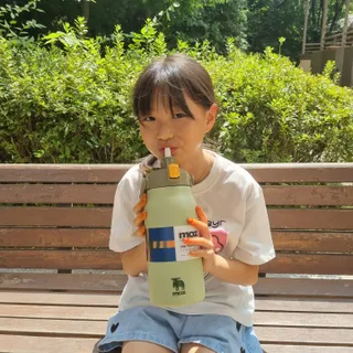 모즈스웨덴 MOZ 스웨덴 316 스텐 대용량 원터치 손잡이 보냉보온병 — 5점을 준 리뷰어가 2023년 8월 올린 사용 사진