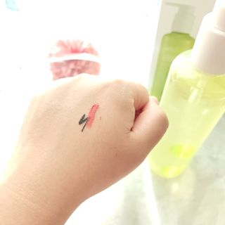 비알티씨 BRTC 안티폴루션 앤 블랙헤드 클렌징오일 300ml — 5점을 준 리뷰어가 2022년 12월 올린 사용 사진