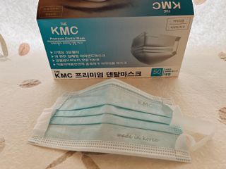 건강누리인터내셔날 (마스크 특집) 7DAYS 컬러마스크 (컬러7매)+ KMC 프리미엄 덴탈마스크(50매) — 5점을 준 리뷰어가 2022년 7월 올린 사용 사진
