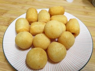 Dog&Ball 독앤볼 [Dog&Ball] 미니찹쌀볼도그 찹쌀치즈볼 — 5점을 준 리뷰어가 2021년 12월 올린 사용 사진