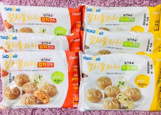 로드몰 [굽네] 컬리플라워 닭가슴살 만두 2종 6팩 — 5점을 준 리뷰어가 2021년 10월 올린 사용 사진