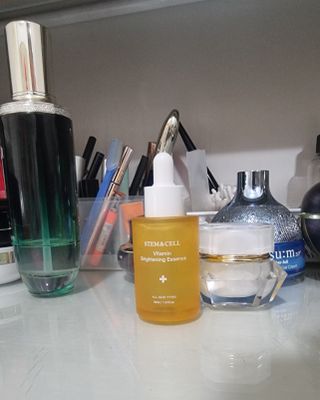 체르엠 스템앤셀 비타민 브라이트닝 에센스 30ml 1개 — 5점을 준 리뷰어가 2021년 9월 올린 사용 사진