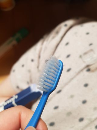 리퀴덴트 오랄케어 온가족용 리퀴덴트 더더 오랄케어 무불소 치약 + 임상시험완료 이중 미세 엠보싱 칫솔 올데이세트 — 5점을 준 리뷰어가 2020년 12월 올린 사용 사진