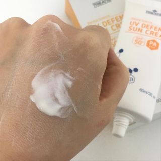 [트리티스] UV 디펜스 선크림 PA+++ / SPF50+  60ml — 5점을 준 리뷰어가 2021년 1월 올린 사용 사진