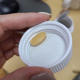 서울약사신협 간건강 실리마린 밀크씨슬 800mg, 60정 — 5점을 준 리뷰어가 2021년 11월 올린 사용 사진