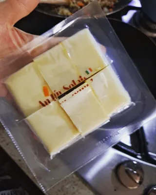 앙투어솔레 아일랜드 구워먹는 치즈 100 자연 치즈 와인안주 300g(100g x 3팩) — 5점을 준 리뷰어가 2022년 8월 올린 사용 사진