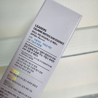 리더스코스메틱 리더스 카밍 바이오틱스 선 에센스 SPF 50+ PA++++ — 5점을 준 리뷰어가 2022년 6월 올린 사용 사진