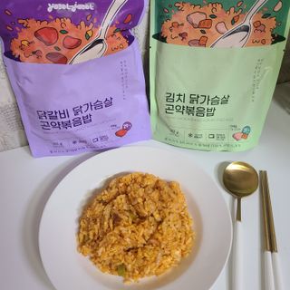 [푸딩팩토리] 요잇조잇 닭갈비 닭가슴살/김치 닭가슴살 곤약볶음밥 2종 (김치볶음밥 2개 닭갈비 볶음밥 1개) — 5점을 준 리뷰어가 2022년 7월 올린 사용 사진