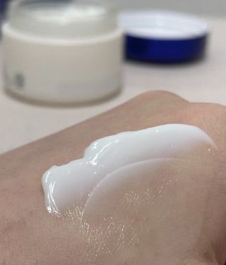 록타비아 Artisan Complete Face Cream — 5점을 준 리뷰어가 2023년 11월 올린 사용 사진